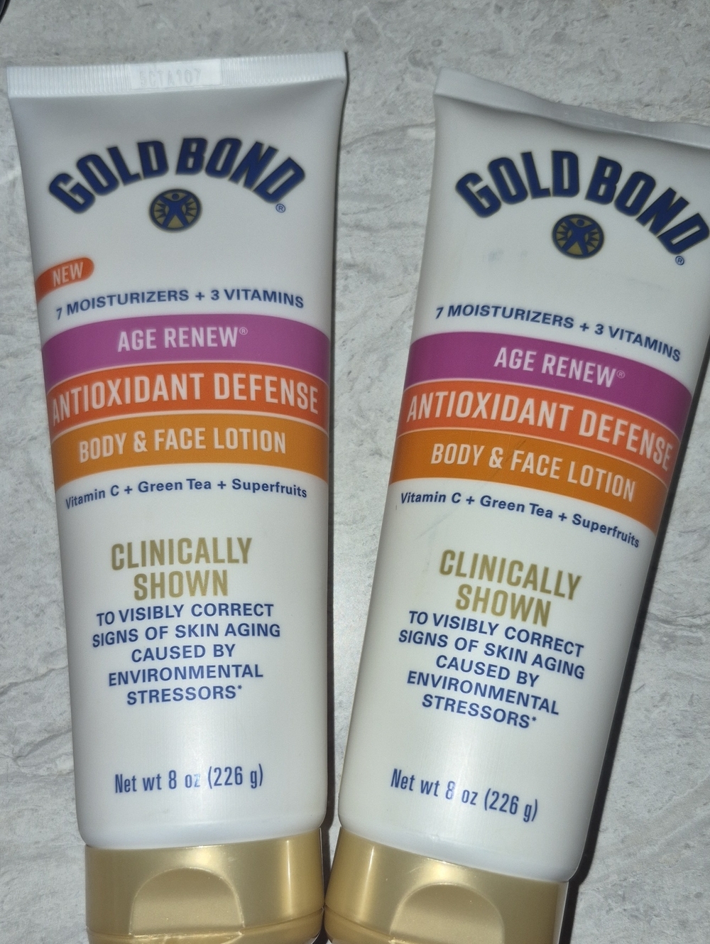 Age Renew Antioxidant Defense Body & Face Lotion - White/Gold